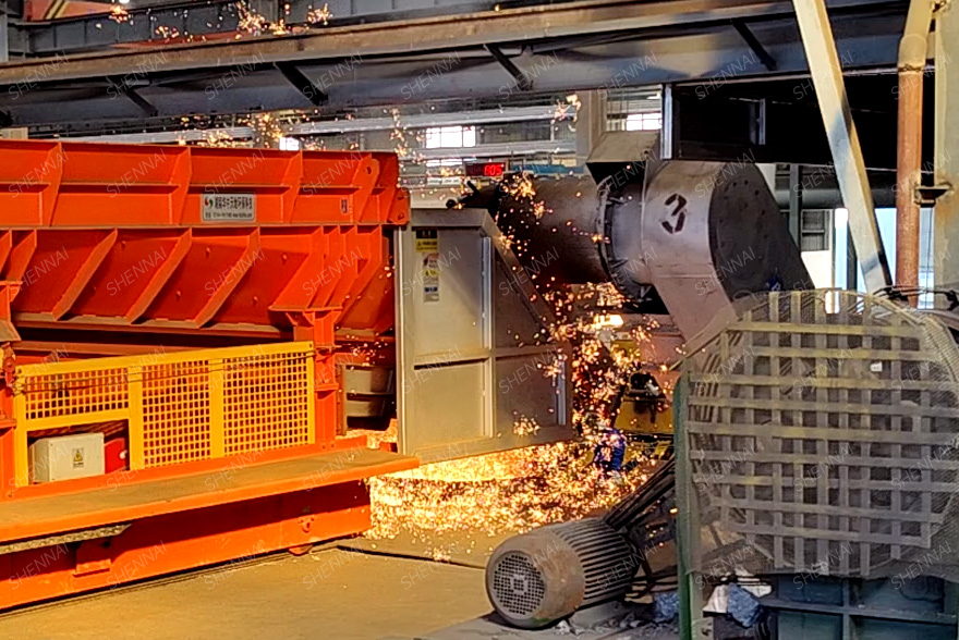What should be paid attention to when feeding induction furnace?